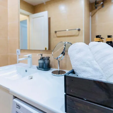 Apartamento Centro Histórico. A 200 M De La Playa Fuengirola